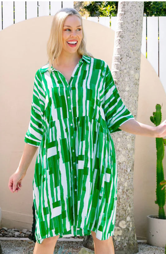 Freez clothing Ava Dress Green/Line